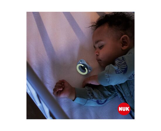 Пустышка Nuk Signature Night Boy +6-18 міс. 2 шт (3952406), изображение 2 Пустышка Nuk Signature Night Boy +6-18 міс. 2 шт (3952406), изображение 2