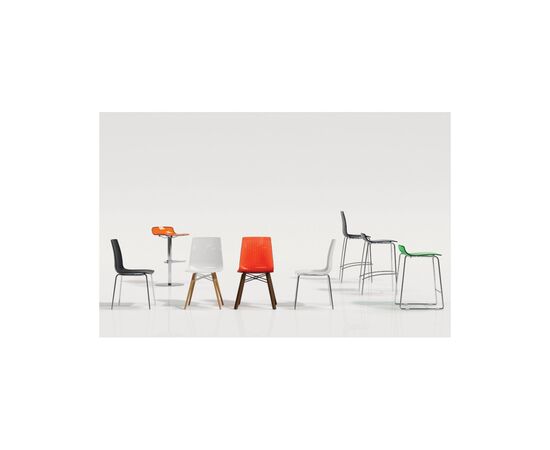 Кухонный стул PAPATYA x-treme-s, сиденье матовое черное, ножки хромированные (2648), изображение 4 Кухонный стул PAPATYA x-treme-s, сиденье матовое черное, ножки хромированные (2648), изображение 4