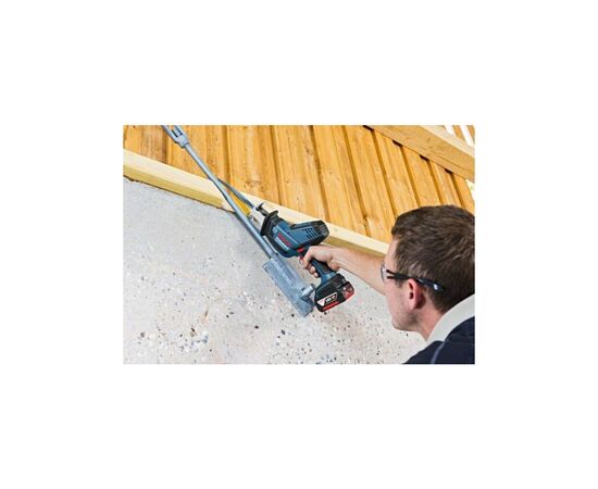 Сабельная пила Bosch GSA 18V-LI, 1х4.0 A*ч, ЗУ (0.615.990.M3Y), изображение 2 Сабельная пила Bosch GSA 18V-LI, 1х4.0 A*ч, ЗУ (0.615.990.M3Y), изображение 2