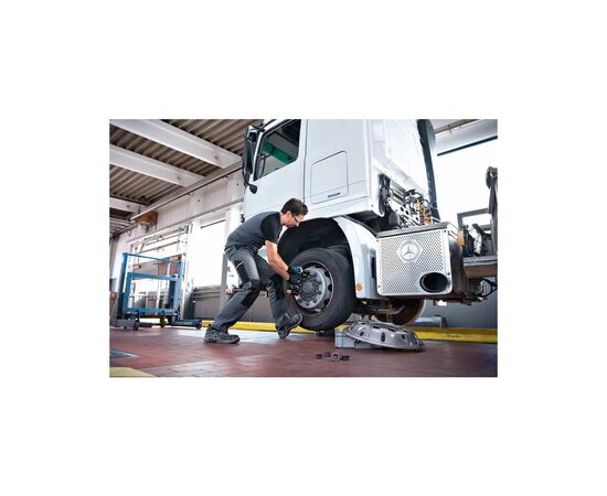 Гайковерт Bosch ударный GDS 18V-1050 H, 18В, 2x5.0 GAL1880 L-Box (0.601.9J8.522), изображение 9 Гайковерт Bosch ударный GDS 18V-1050 H, 18В, 2x5.0 GAL1880 L-Box (0.601.9J8.522), изображение 9