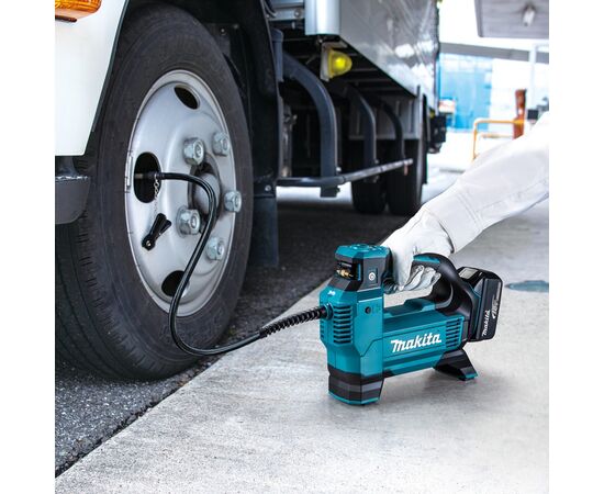 Автомобильный компрессор Makita 18В, LXT (без АКБ і ЗУ) (DMP181Z), изображение 4 Автомобильный компрессор Makita 18В, LXT (без АКБ і ЗУ) (DMP181Z), изображение 4