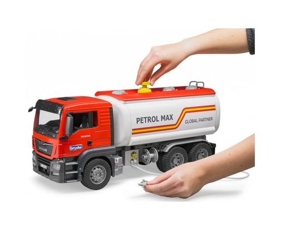 Спецтехника Bruder Топливовоз MAN TGS М1:16 (03775), изображение 5