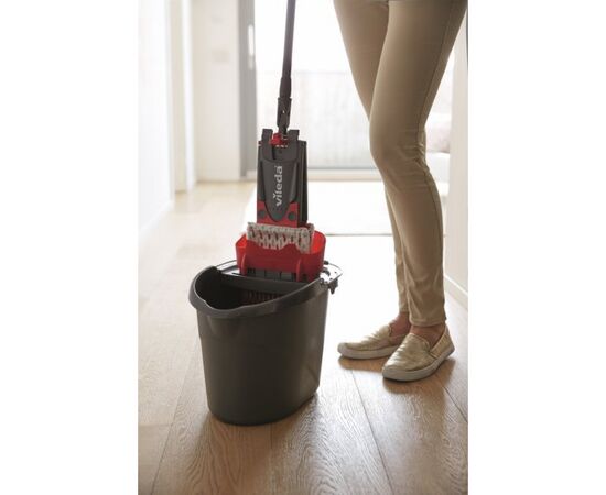 Швабра Vileda Ultramax с телескопической рукояткой (4003790109072), изображение 3 Швабра Vileda Ultramax с телескопической рукояткой (4003790109072), изображение 3