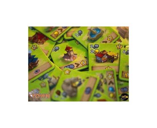Настольная игра IELLO Little Town (Маленький город), английский (3760175516115), изображение 2
