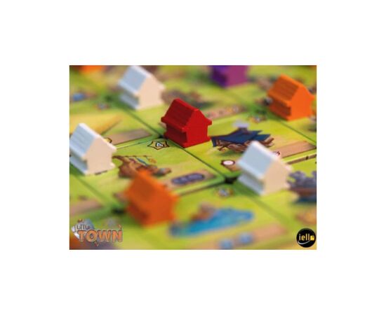 Настольная игра IELLO Little Town (Маленький город), английский (3760175516115), изображение 3