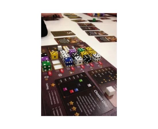 Настольная игра Thunderworks Games Roll Player (Путь Героя), английский (680474010523), изображение 2 Настольная игра Thunderworks Games Roll Player (Путь Героя), английский (680474010523), изображение 2