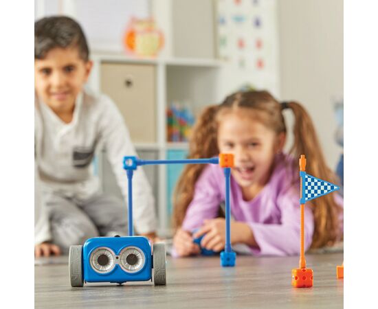 Інтерактивна іграшка Learning Resources STEM набір – Робот Botley 2.0 програмована іграшка-робот (LER2938), зображення 6 Інтерактивна іграшка Learning Resources STEM набір – Робот Botley 2.0 програмована іграшка-робот (LER2938), зображення 6