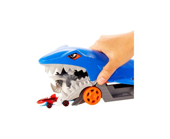 Игровой набор Hot Wheels Грузовик-транспортер "Акулья пасть" (GVG36), изображение 7 Игровой набор Hot Wheels Грузовик-транспортер "Акулья пасть" (GVG36), изображение 7