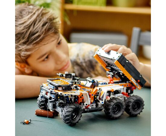 Конструктор LEGO Technic Всюдихід (42139), зображення 3 Конструктор LEGO Technic Всюдихід (42139), зображення 3