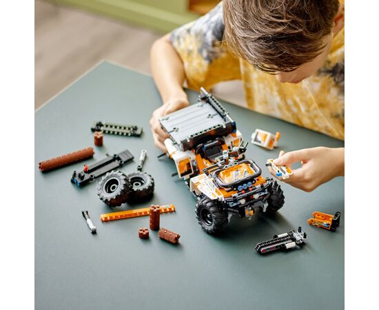 Конструктор LEGO Technic Всюдихід (42139), зображення 4 Конструктор LEGO Technic Всюдихід (42139), зображення 4