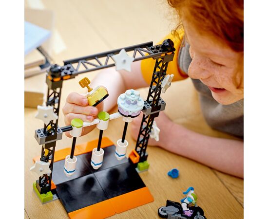 Конструктор LEGO City Stuntz Каскадерская задача «Нокдаун» 117 деталей (60341), изображение 5 Конструктор LEGO City Stuntz Каскадерская задача «Нокдаун» 117 деталей (60341), изображение 5