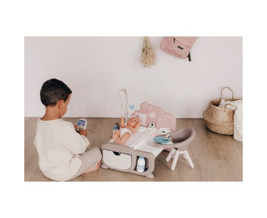 Игровой набор Smoby Toys Baby Nurse Детская комната со звуковыми эффектами, с пупсом и аксессуарами (220375), изображение 10 Игровой набор Smoby Toys Baby Nurse Детская комната со звуковыми эффектами, с пупсом и аксессуарами (220375), изображение 10