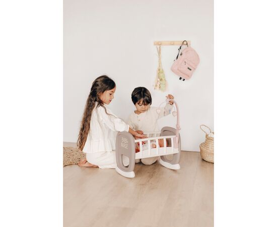 Игровой набор Smoby Toys Колыбель Baby Nurse с мобилем Серо-белая (220372), изображение 8 Игровой набор Smoby Toys Колыбель Baby Nurse с мобилем Серо-белая (220372), изображение 8