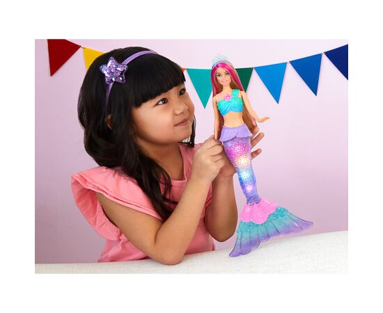 Кукла Barbie русалка Светящийся хвостик Дримтопия (HDJ36), изображение 2 Кукла Barbie русалка Светящийся хвостик Дримтопия (HDJ36), изображение 2