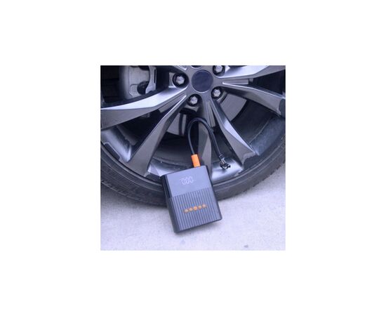 Батарея универсальная 4smarts 8800mAh Jump Starter PitStop with Compressor and Torch, black (962110), изображение 3 Батарея универсальная 4smarts 8800mAh Jump Starter PitStop with Compressor and Torch, black (962110), изображение 3