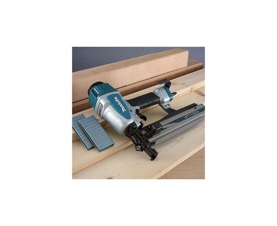 Степлер будівельний Makita пневматичний AT1150A (AT1150A), зображення 3 Степлер будівельний Makita пневматичний AT1150A (AT1150A), зображення 3