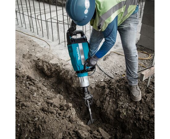 Отбойный молоток Makita HM1502, изображение 2 Отбойный молоток Makita HM1502, изображение 2