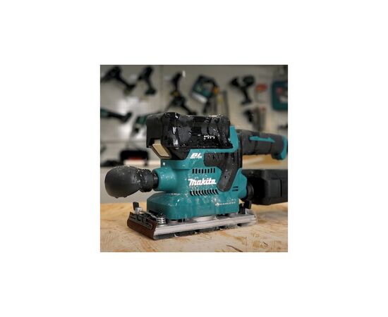 Шлифовальная машина Makita DBO380Z LXT, 18В, 93x185мм (без АКБ и ЗУ) (DBO380Z), изображение 3 Шлифовальная машина Makita DBO380Z LXT, 18В, 93x185мм (без АКБ и ЗУ) (DBO380Z), изображение 3