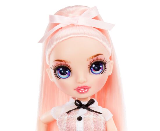 Кукла Rainbow High серии Junior - Белла Паркер (582960), изображение 4 Кукла Rainbow High серии Junior - Белла Паркер (582960), изображение 4