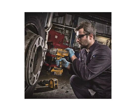 Гайковерт DeWALT 18 В XR Li-lon,950 Нм, 2 АКБ, ЗУ, TSTAK (DCF899HP2), изображение 6 Гайковерт DeWALT 18 В XR Li-lon,950 Нм, 2 АКБ, ЗУ, TSTAK (DCF899HP2), изображение 6
