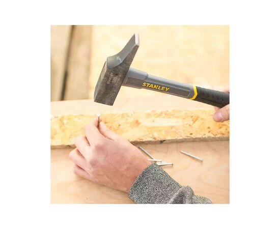 Молоток Stanley столярный Fiberglass, G=500 г, размер головки 30мм. (STHT0-54160), изображение 4 Молоток Stanley столярный Fiberglass, G=500 г, размер головки 30мм. (STHT0-54160), изображение 4