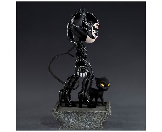 Фигурка для геймеров Weta Workshop DC Comics Batman Returns Catwoman (DCCBAT47121-MC), изображение 4 Фигурка для геймеров Weta Workshop DC Comics Batman Returns Catwoman (DCCBAT47121-MC), изображение 4