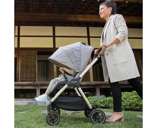 Коляска Nuna Triv Ebony (ST12006EBNG), изображение 8 Коляска Nuna Triv Ebony (ST12006EBNG), изображение 8
