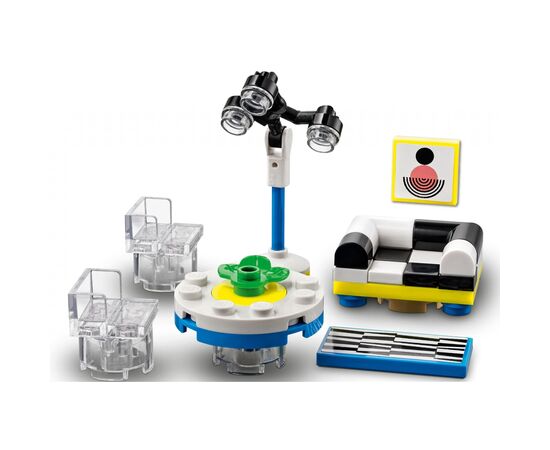 Конструктор LEGO Friends Цветочные и дизайнерские магазины в центре города 2010 деталей (41732), изображение 3 Конструктор LEGO Friends Цветочные и дизайнерские магазины в центре города 2010 деталей (41732), изображение 3