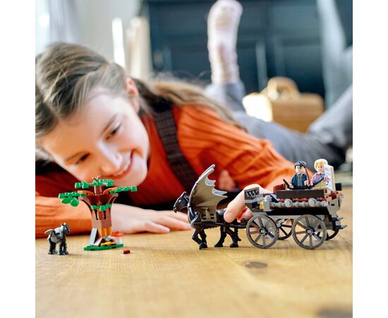 Конструктор LEGO Harry Potter Hogwarts Карета та Тестрали 121 деталь (76400), зображення 2 Конструктор LEGO Harry Potter Hogwarts Карета та Тестрали 121 деталь (76400), зображення 2