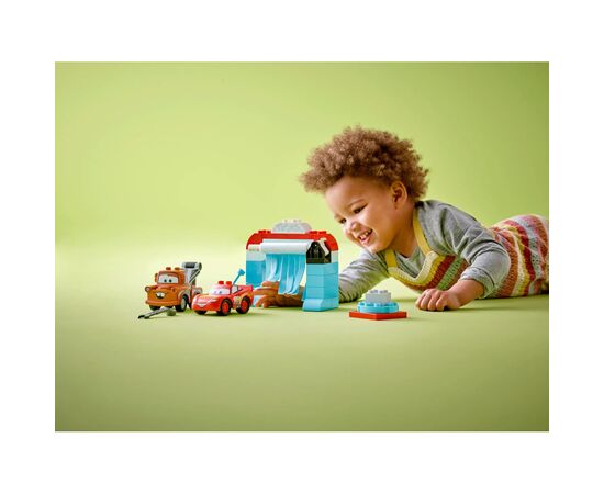 Конструктор LEGO DUPLO Disney Розваги Блискавки МакКвіна й Сирника на автомийці 29 деталей (10996-), зображення 3 Конструктор LEGO DUPLO Disney Розваги Блискавки МакКвіна й Сирника на автомийці 29 деталей (10996-), зображення 3