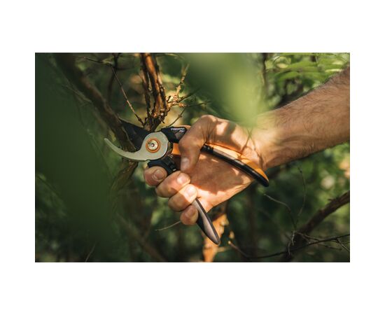 Секатор Fiskars Solid L P341, 26.5 см, 186гр (1057164), изображение 2 Секатор Fiskars Solid L P341, 26.5 см, 186гр (1057164), изображение 2