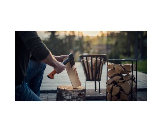 Топор Fiskars Х10 44.5 см, 1000г (1015619), изображение 2 Топор Fiskars Х10 44.5 см, 1000г (1015619), изображение 2
