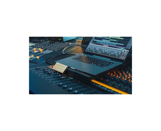 Накопитель SSD USB 3.2 2TB T7 Shield Samsung (MU-PE2T0R/WW), изображение 6 Накопитель SSD USB 3.2 2TB T7 Shield Samsung (MU-PE2T0R/WW), изображение 6