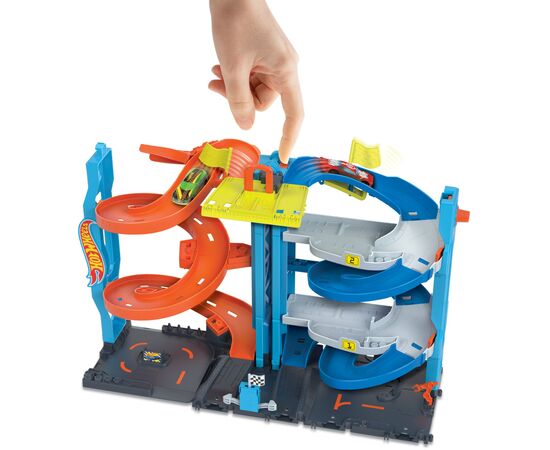 Автотрек Hot Wheels Супербашня для гонок (HKX43), изображение 3 Автотрек Hot Wheels Супербашня для гонок (HKX43), изображение 3