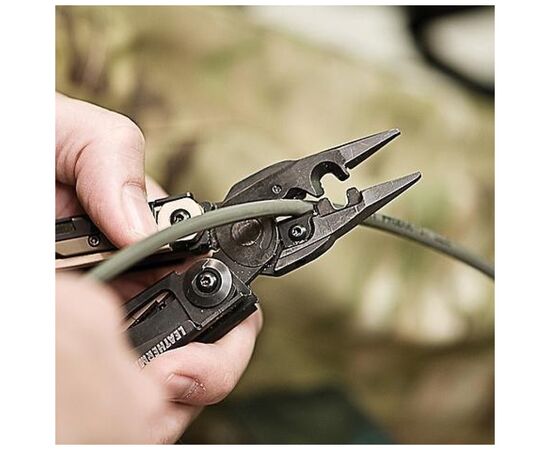 Мультитул Leatherman Mut EOD Black Molle (850032N), изображение 2 Мультитул Leatherman Mut EOD Black Molle (850032N), изображение 2