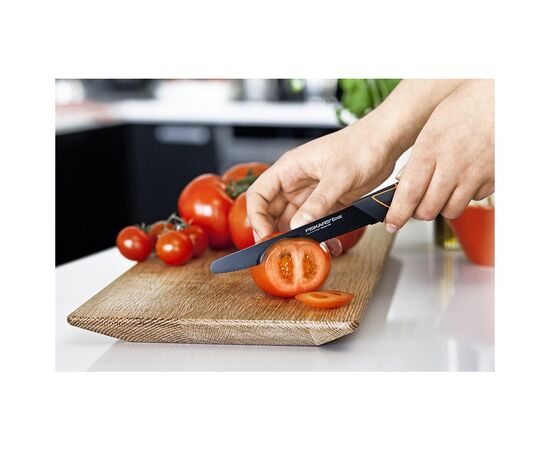 Кухонный нож Fiskars Edge 13,3 см (1003092), изображение 2 Кухонный нож Fiskars Edge 13,3 см (1003092), изображение 2