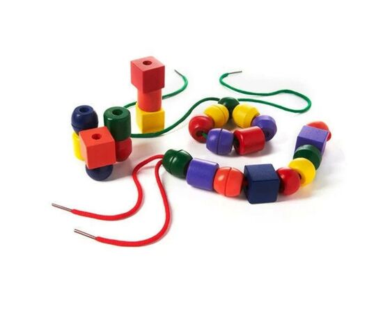 Развивающая игрушка Melissa&Doug Начальная шнуровка (MD10544), изображение 2 Развивающая игрушка Melissa&Doug Начальная шнуровка (MD10544), изображение 2