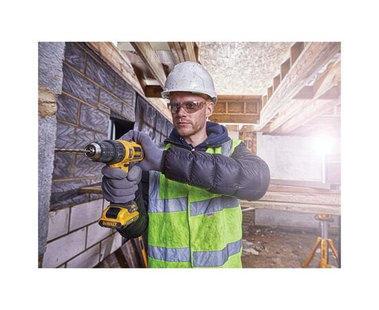 Шуруповерт DeWALT DCD716D2, изображение 3 Шуруповерт DeWALT DCD716D2, изображение 3