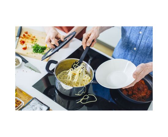 Ложка поварская Fiskars Functional Form Spaghetti (1027301), изображение 9 Ложка поварская Fiskars Functional Form Spaghetti (1027301), изображение 9