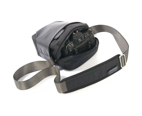 Фото-сумка Tucano Bella Bag Holster, Black (CBBEL-HL), изображение 5 Фото-сумка Tucano Bella Bag Holster, Black (CBBEL-HL), изображение 5