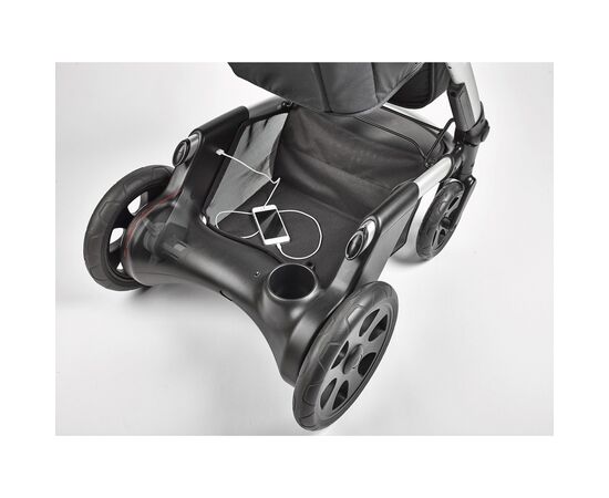 Коляска HeeTee 2 в 1 MAYFAIR Black/Black (MF1.N.2P.BB), изображение 6 Коляска HeeTee 2 в 1 MAYFAIR Black/Black (MF1.N.2P.BB), изображение 6