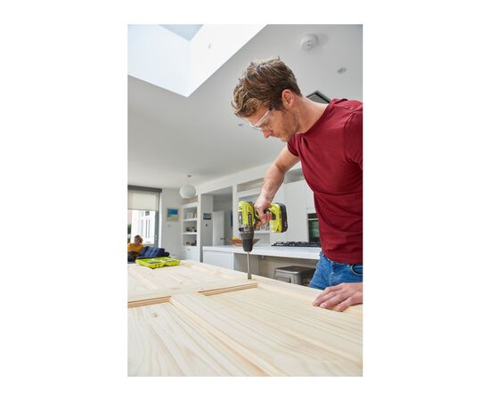 Шуруповерт Ryobi ONE+ R18PD3-220S 2х2.0 Ah,сумка (5133003342), изображение 2 Шуруповерт Ryobi ONE+ R18PD3-220S 2х2.0 Ah,сумка (5133003342), изображение 2