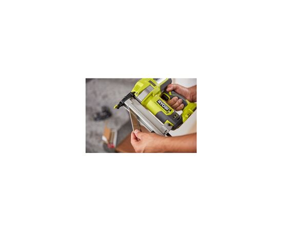 Гвоздезабиватель Ryobi ONE+ R18GN18-0, 18В (без АКБ и ЗУ) (5133005136), изображение 3 Гвоздезабиватель Ryobi ONE+ R18GN18-0, 18В (без АКБ и ЗУ) (5133005136), изображение 3