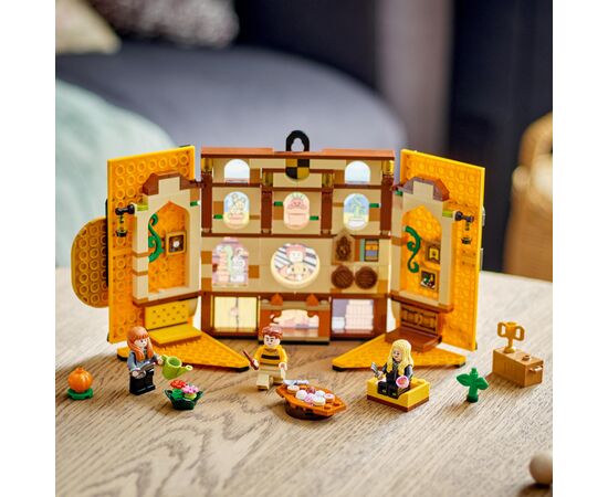 Конструктор LEGO Harry Potter Прапор гуртожитку Гафелпаф 313 деталей (76412), зображення 8 Конструктор LEGO Harry Potter Прапор гуртожитку Гафелпаф 313 деталей (76412), зображення 8