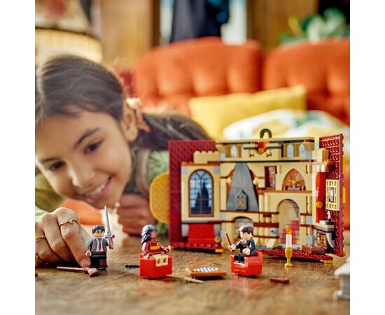 Конструктор LEGO Harry Potter Прапор гуртожитку Ґрифіндор 285 деталей (76409), зображення 6 Конструктор LEGO Harry Potter Прапор гуртожитку Ґрифіндор 285 деталей (76409), зображення 6