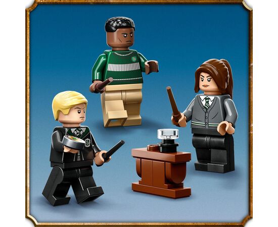 Конструктор LEGO Harry Potter Флаг общежития Слизерин 349 деталей (76410), изображение 5 Конструктор LEGO Harry Potter Флаг общежития Слизерин 349 деталей (76410), изображение 5