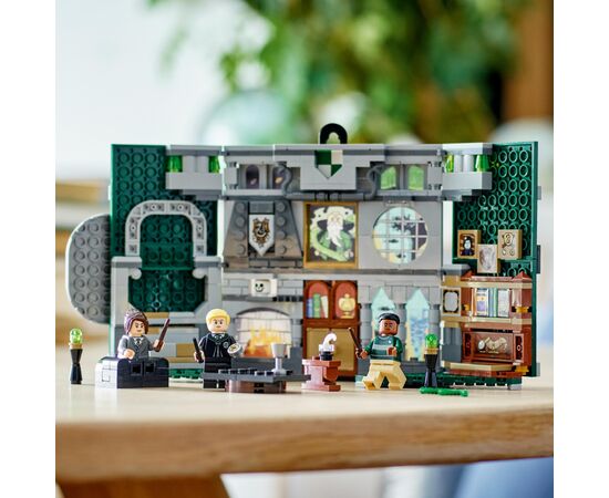 Конструктор LEGO Harry Potter Флаг общежития Слизерин 349 деталей (76410), изображение 8 Конструктор LEGO Harry Potter Флаг общежития Слизерин 349 деталей (76410), изображение 8