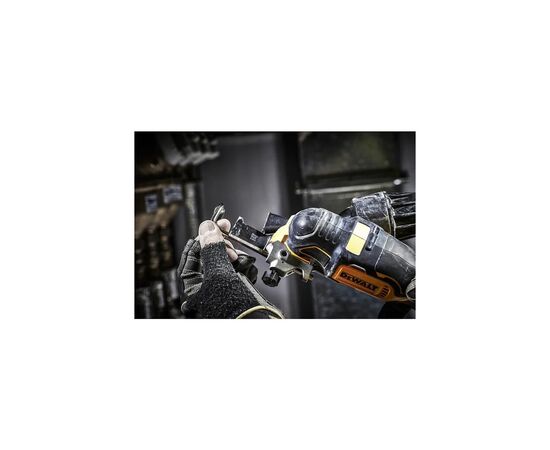 Реноватор DeWALT DCS356N (без АКБ и ЗУ) (DCS356N), изображение 4 Реноватор DeWALT DCS356N (без АКБ и ЗУ) (DCS356N), изображение 4