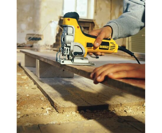 Электролобзик DeWALT 701 Вт, 800 - 3100 ход/мин, 2.6 кг, кейс TSTAK (DW333KT), изображение 6 Электролобзик DeWALT 701 Вт, 800 - 3100 ход/мин, 2.6 кг, кейс TSTAK (DW333KT), изображение 6