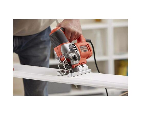 Электролобзик Black&Decker 50 Вт, 1000 - 3100 ход/мин, 2.2 кг, кейс (BES610K), изображение 8 Электролобзик Black&Decker 50 Вт, 1000 - 3100 ход/мин, 2.2 кг, кейс (BES610K), изображение 8